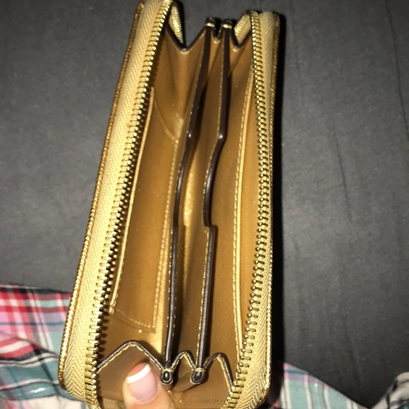 MICHAEL KORS wristlet wallet - Picture 3 of 4